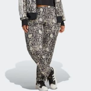 NWT Women's Plus Size  Adidas PYTHON TRACK PANTS